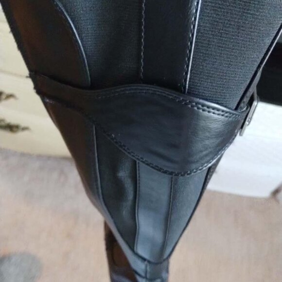 BLACK LEATHER KNEE HIGH BOOTS W/ELASTIC BACK - Picture 5 of 7